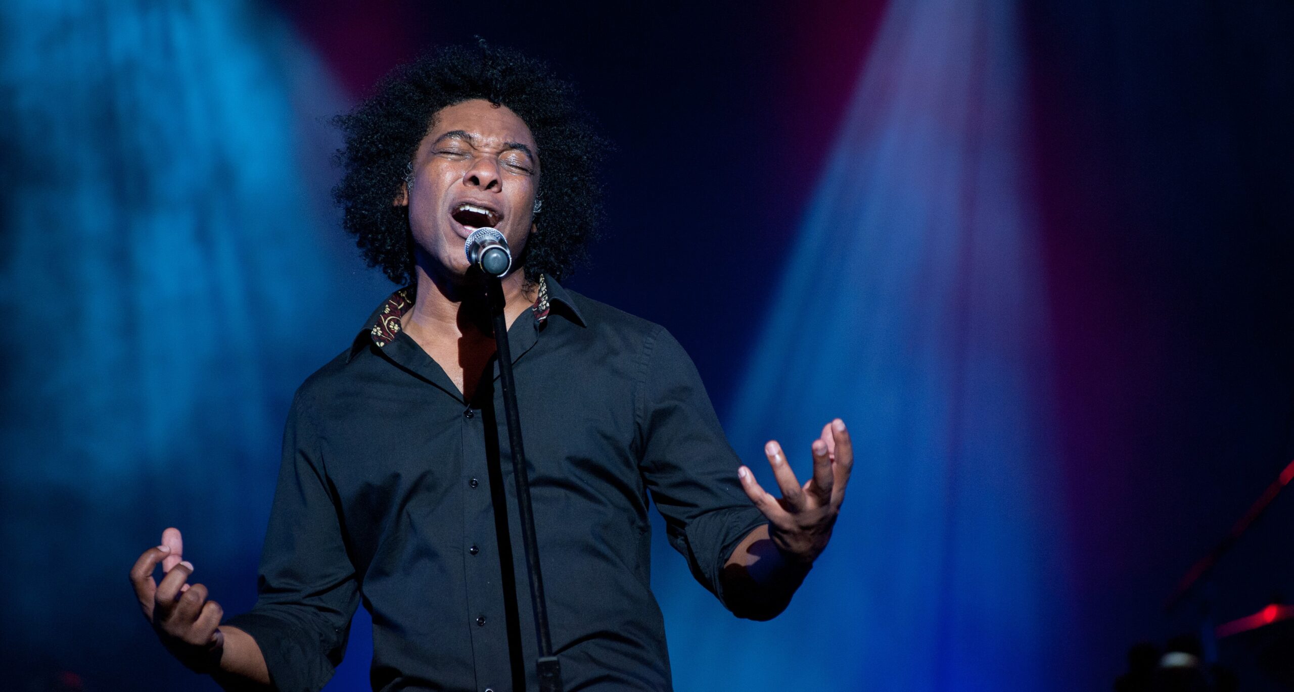 Stewart Sukuma critica cortes de energia: “50 anos da independência”