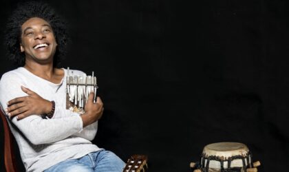 Stewart Sukuma oferece “Chuva de Afectos” na maior festa dos 40 anos de carreira 