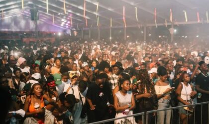 Público reclama do preço das bebidas no Carnaval do Picasso