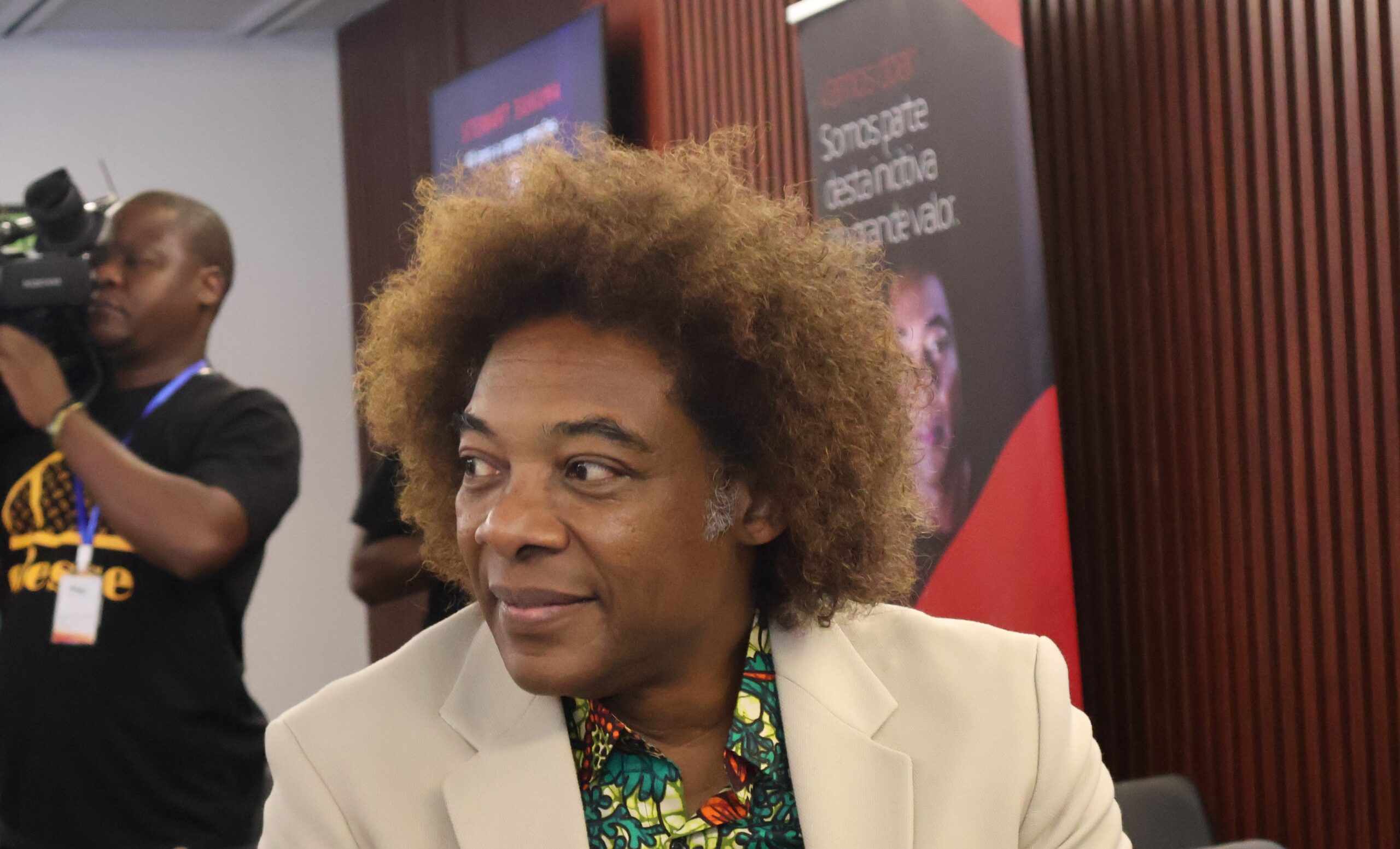 Stewart Sukuma: “Moçambique e África no geral festejam mesmo na tristeza”