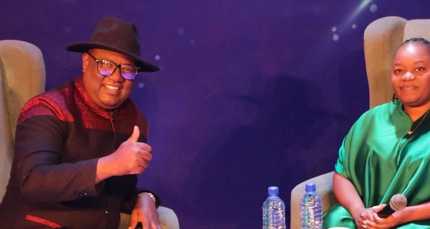 Povo mostra que está no poder e oferece 1 milhão de meticais à esposa de Azagaia