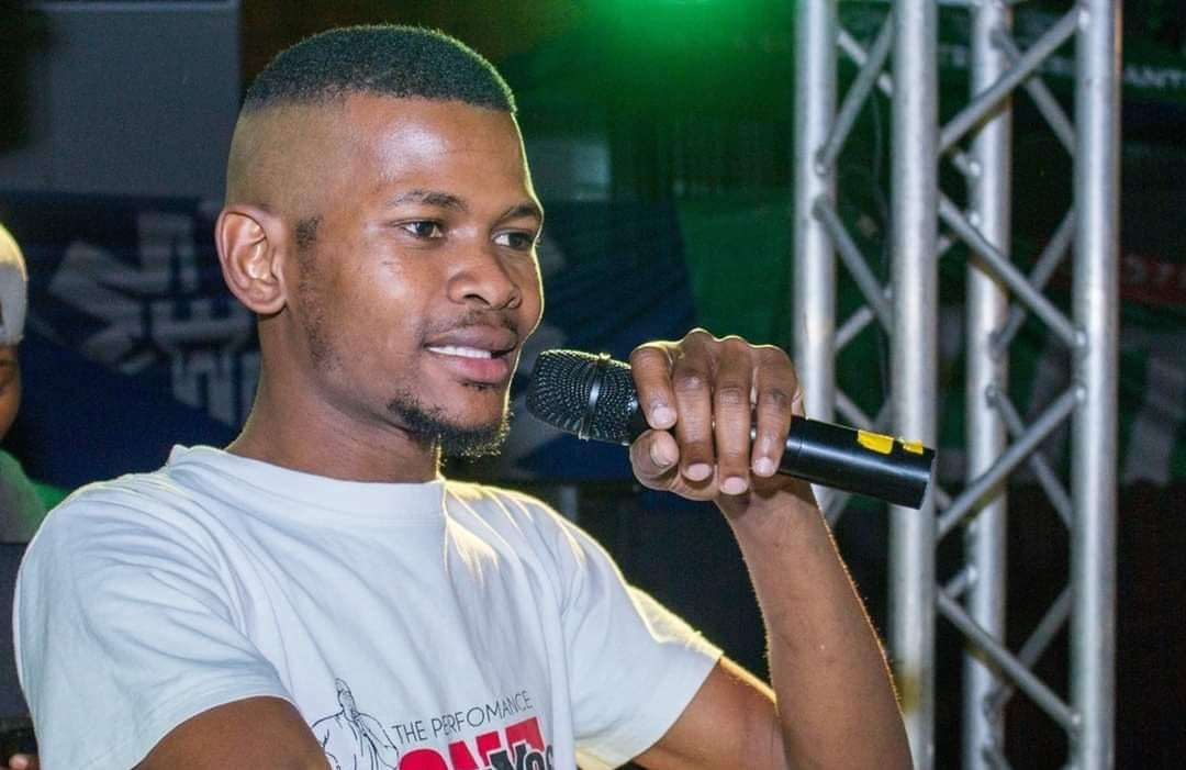 Epaitxos One critica o Rapódromo e desafia Trovoada em directo