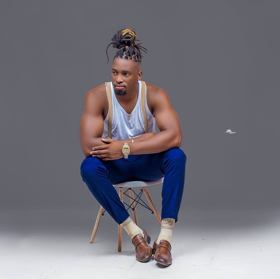 Celso Notiço é um dos melhores alunos da sua turma e dispensa todo semestre