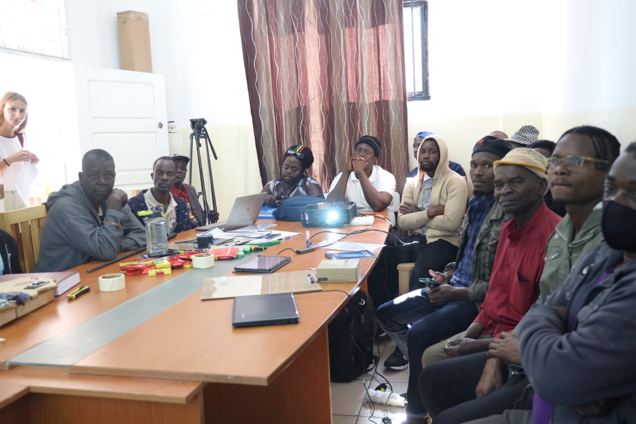 Moçambique prepara formadores em  construção e reparação de instrumentos  tradicionais 