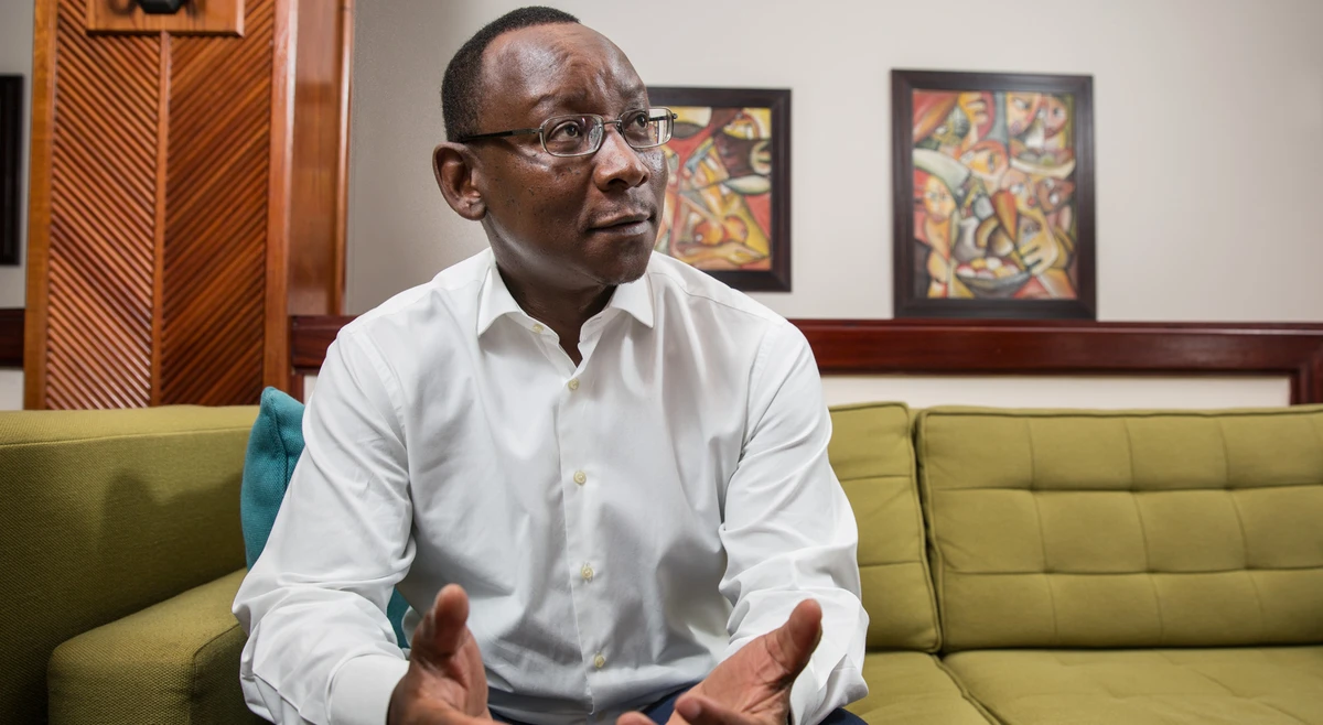 Por que, em tempos modernos, a STV não transmite no Facebook para o público?