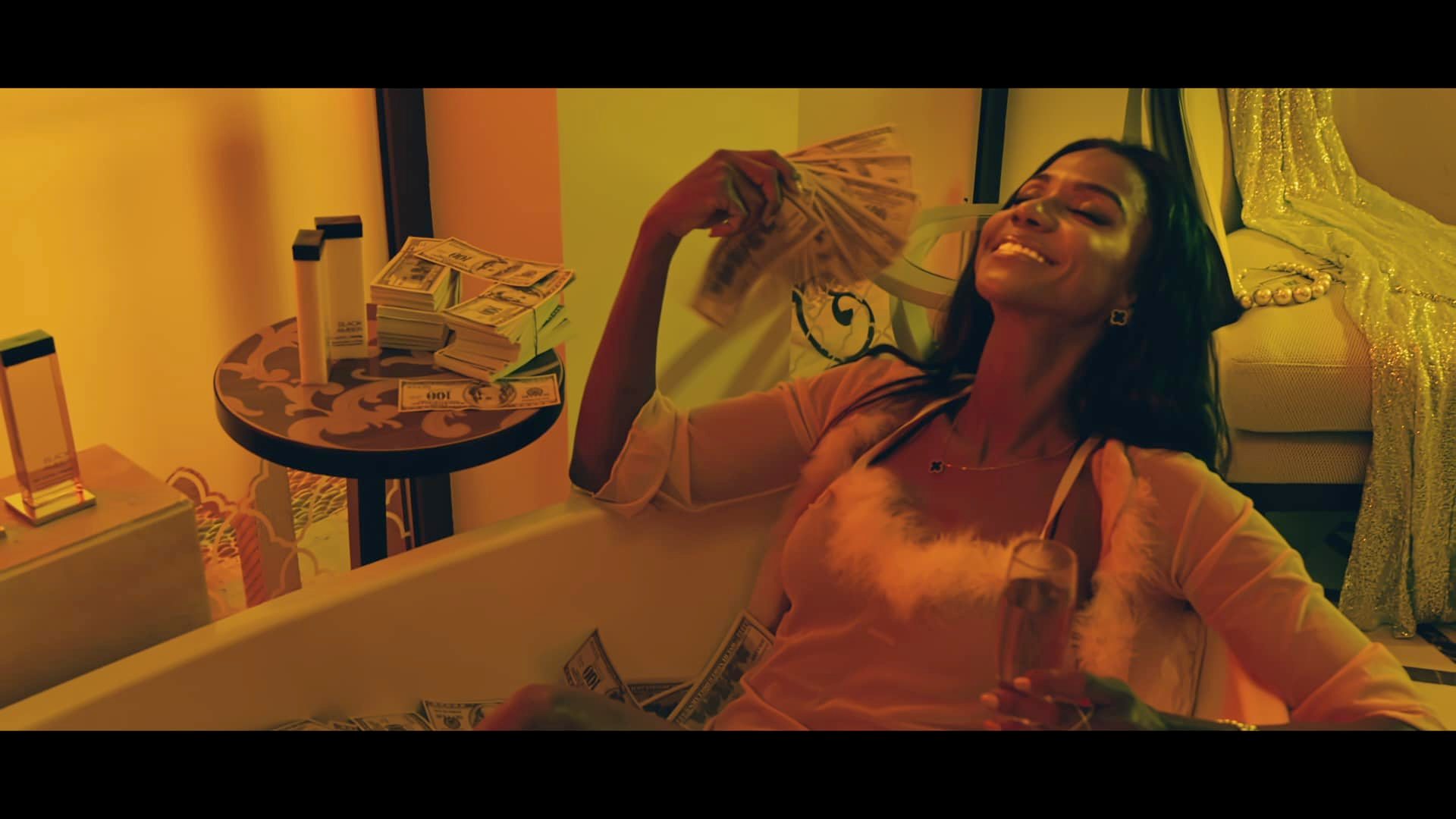 “Fala como homem” já conta com mais de 200 mil views e Duas Caras anuncia um challenge de dança