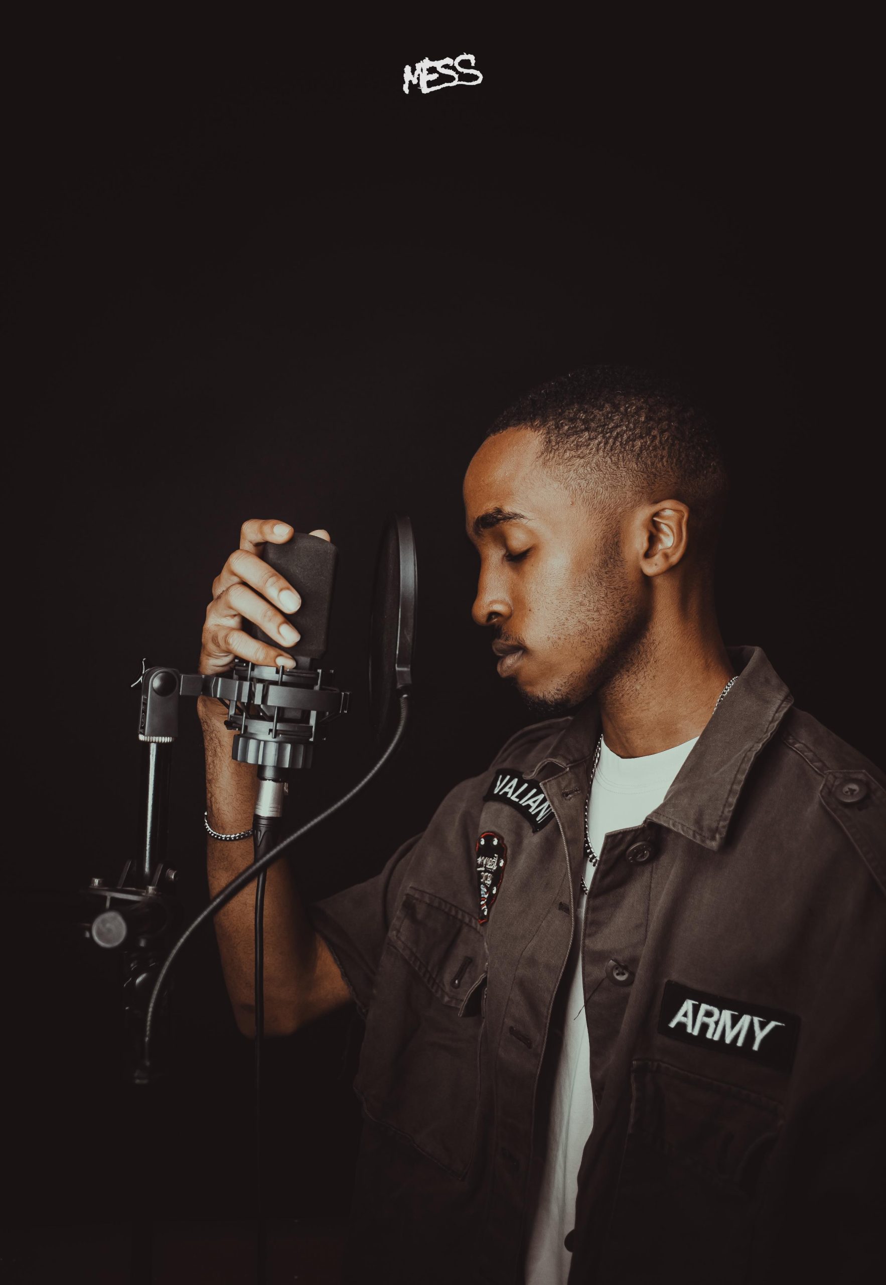 Jhay lança seu álbum de estreia intitulado “LAPIS”