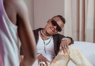 Rei Magoxa lança vídeo da música “Ukulele” ao lado de Tabasily e DJ Júnior