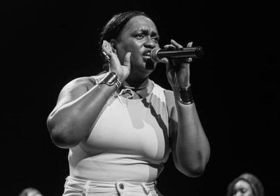 “Em Marcha seguiremos, em marcha venceremos” – nova música da Iveth