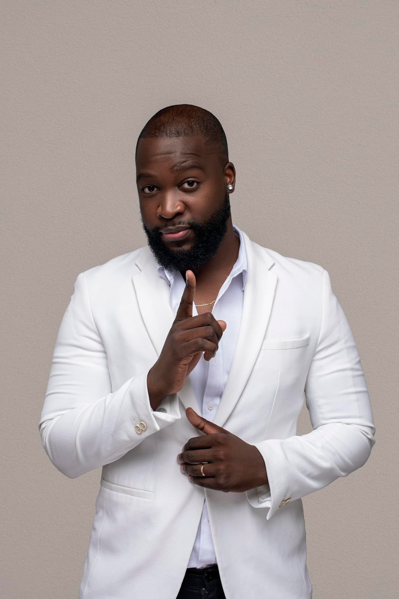 Hot Blaze quebra o silêncio e pronuncia-se: “Não sabia o que dizer”