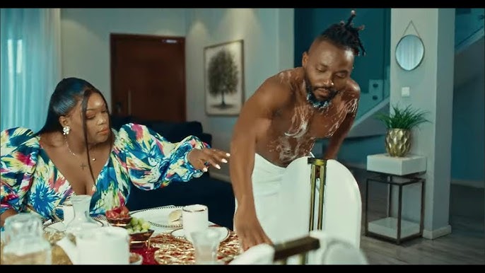 “Cão” da Júlia Duarte atinge 1 Milhão de Visualizações em meio a tempos Difíceis