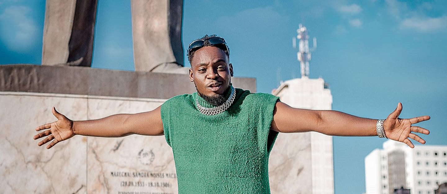 Nikotina KF chama Influencers moçambicanos de “Memeiros” 