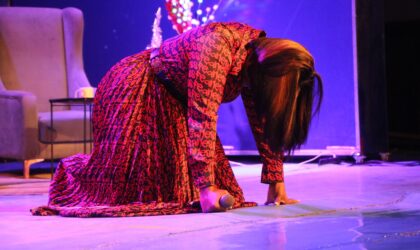 Lizha James chora ao cantar música “Voz do Povo” no Moçambique em Concerto 