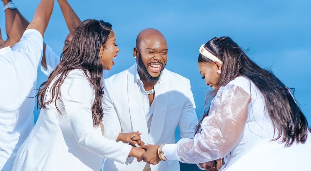 Povo rejeita música da “Paz” cantada pelos artistas da campanha eleitoral