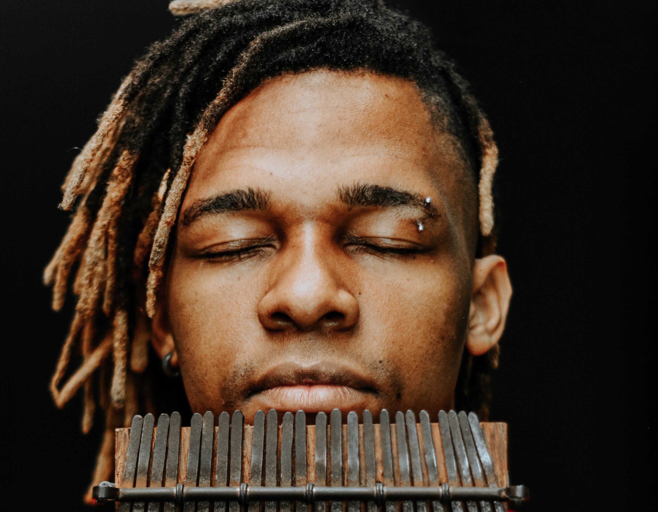 Otis Selimane prepara novo álbum com um espectáculo à vista em Maputo Otis Selimane prepara novo álbum com um espectáculo à vista em Maputo