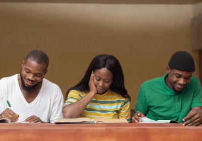 Quer uma carreira na Comunicação? Inscreva-se na Escola Superior de Jornalismo