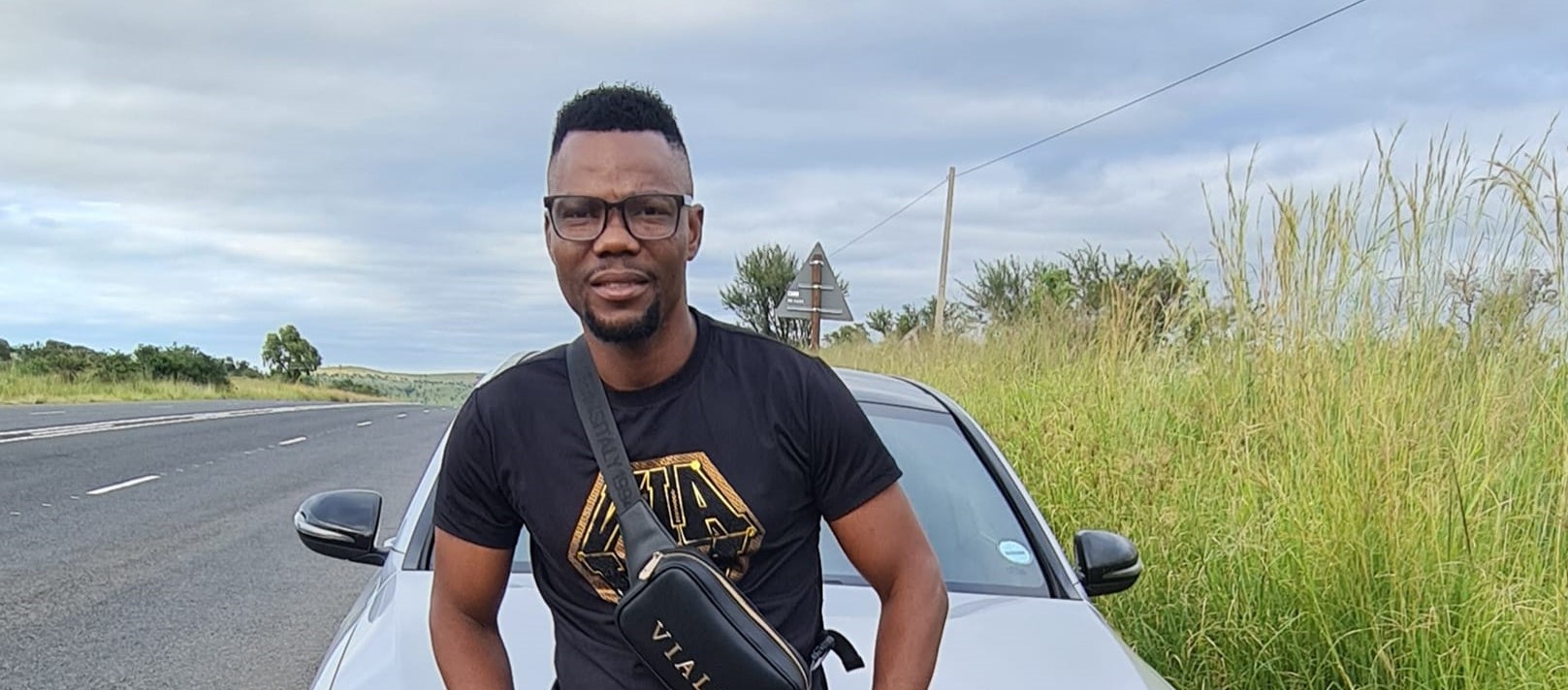 “Makhamba”, de Refiler Boy, é mais cantada do que o Hino Nacional, diz Ernesto Martinho