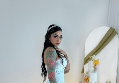 Ana B e DeHermes unem-se em casamento íntimo e emotivo