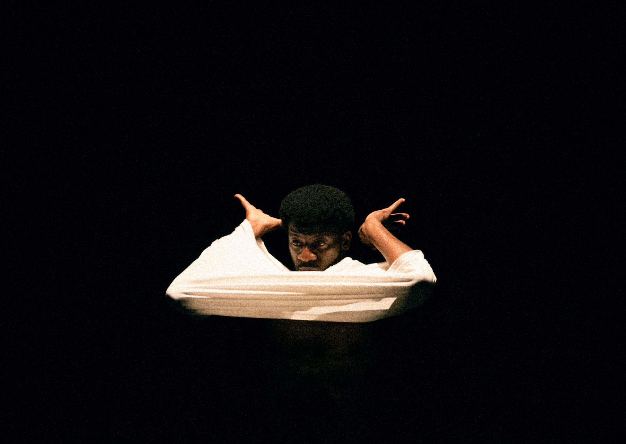 Estão abertas as inscrições para formação gratuita de bailarinos tradicionais em contexto contemporâneo