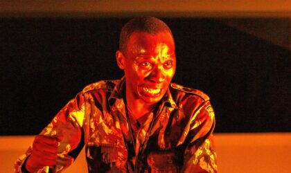 “Lutar Para Perder”: Teatro que dá voz ao silêncio dos militares em Cabo Delgado
