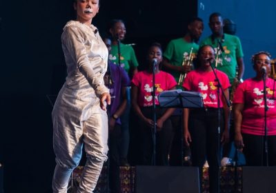 TP50 apresenta “Gala Gala Matreco” com texto de Mia Couto