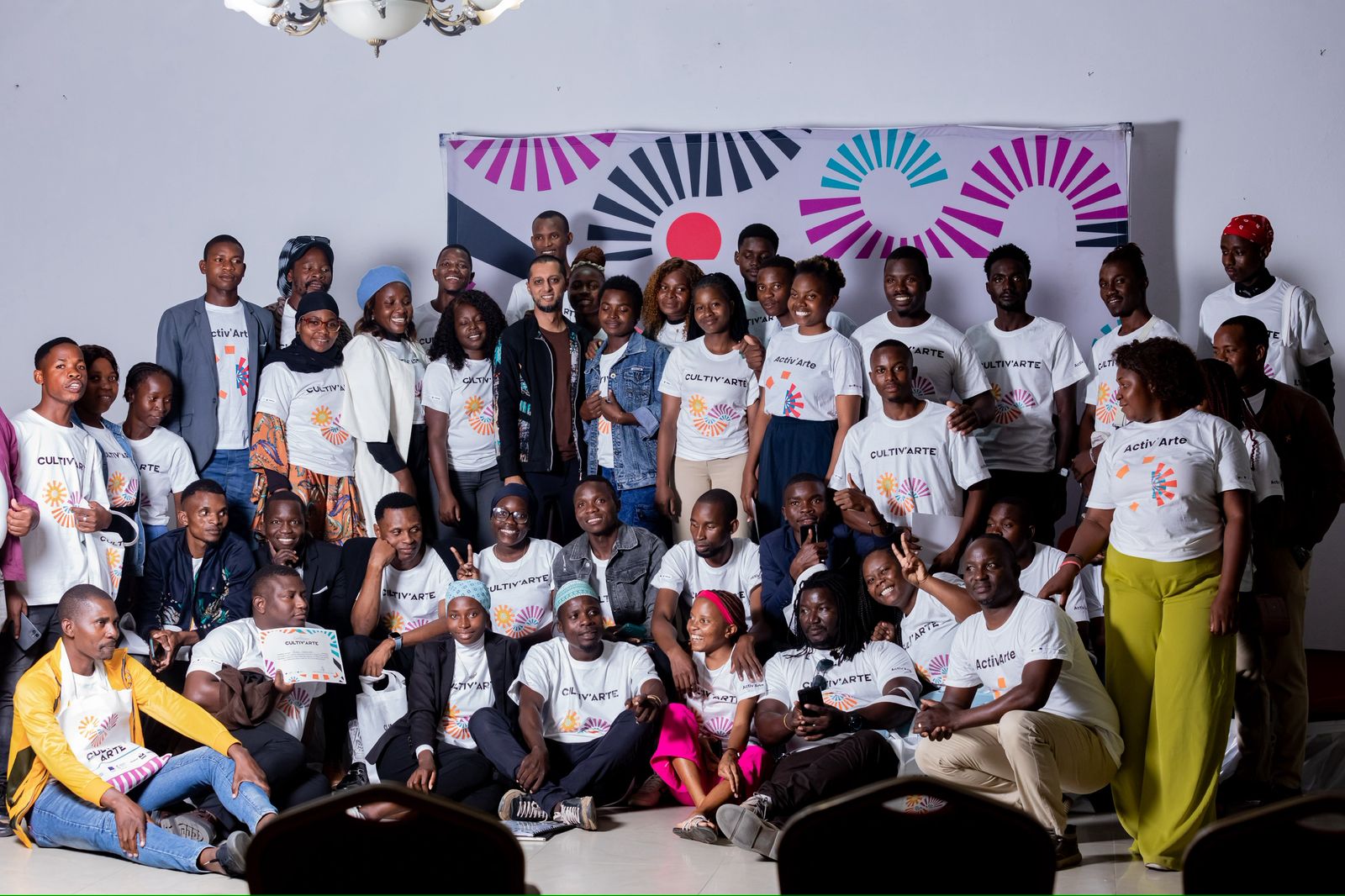 Yassin Amuji participa no encerramento do programa Cultiv’Arte e enaltece juventude empreendedora moçambicana Yassin Amuji participa no encerramento do programa Cultiv’Arte e enaltece juventude empreendedora moçambicana