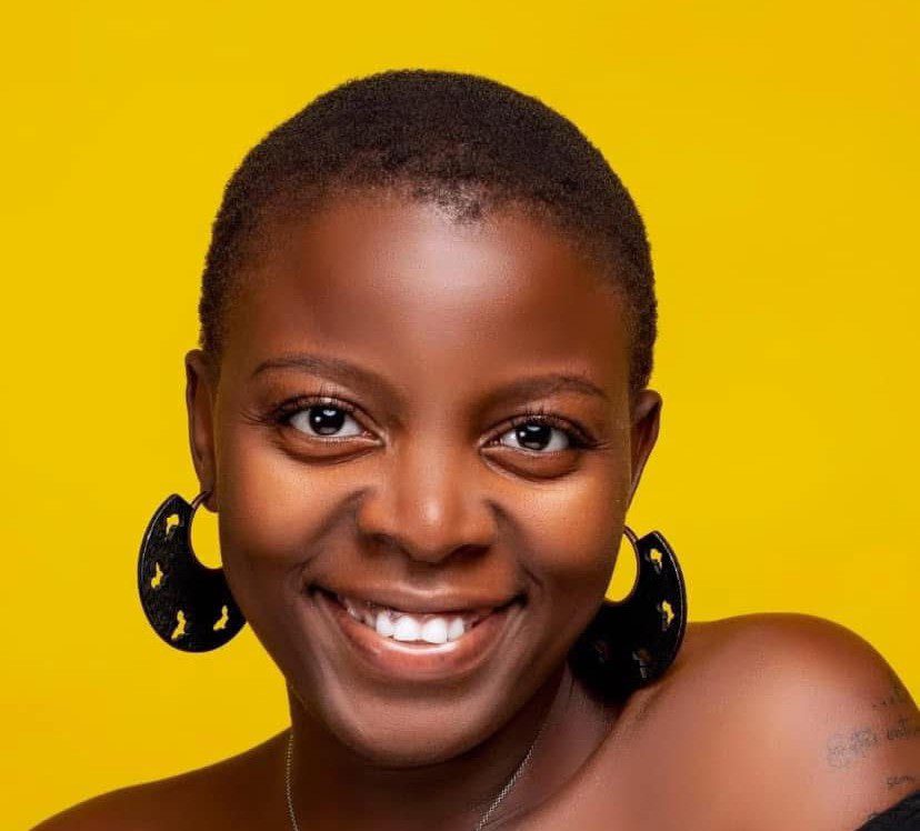 Énia Lipanga na Feira do Livro de Maputo com artistas brasileiros