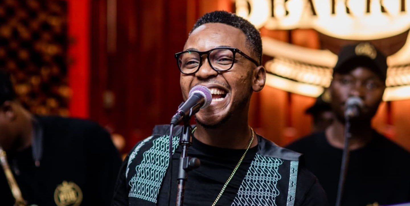 Ubakka celebra 10 anos de carreira com show especial de lançamento do álbum “SUNANGAI V – As Origens”