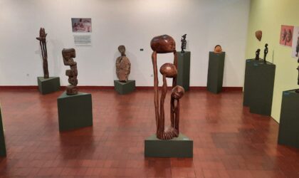 Exposição “Três Dimensões” inaugura ciclo artístico que celebra o percurso criativo de Moçambique
