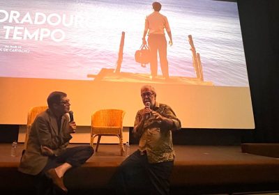 “O Ancoradouro do Tempo” de Sol de Carvalho estreia em Portugal