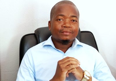 Dyne Silver estreia-se na literatura com “Crónicas & Poemas ao Vinho”