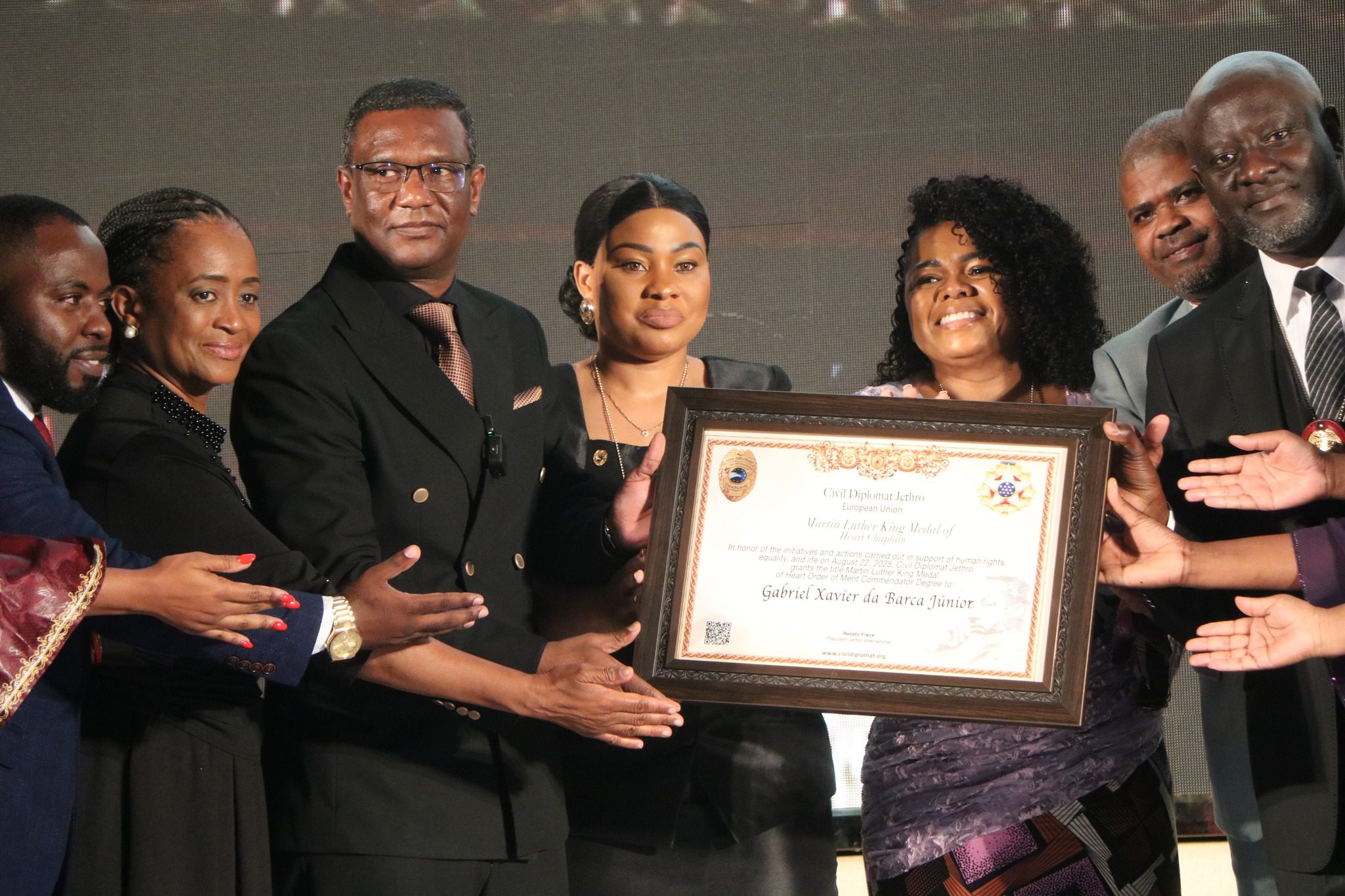 Gabriel Júnior distinguido com Diploma Martin Luther King em Maputo