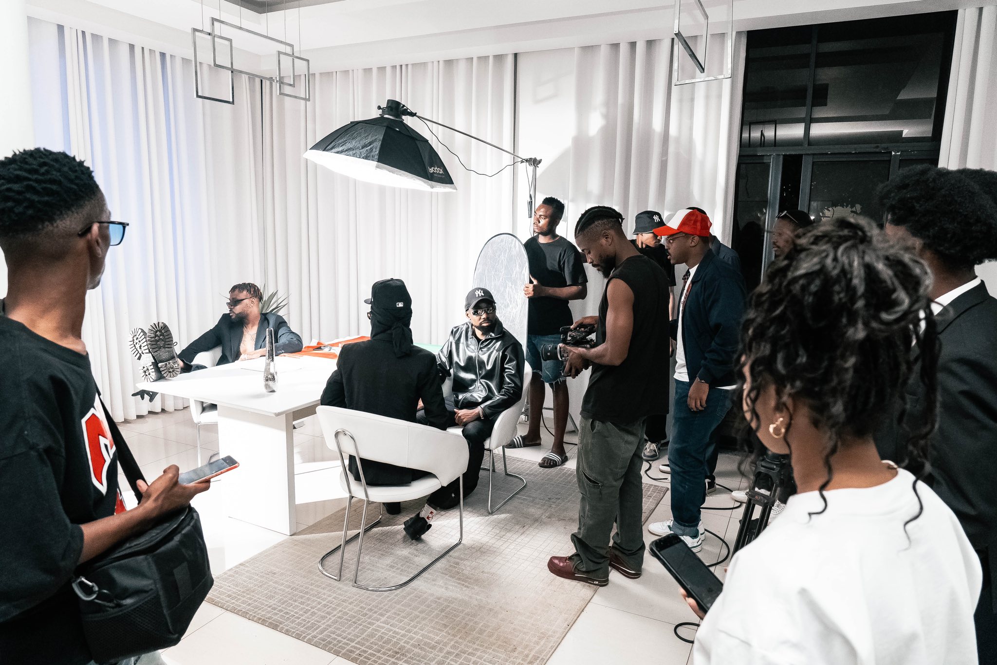 Laylizzy e Hernâni da Silva juntam forças no single “PRA MIM”