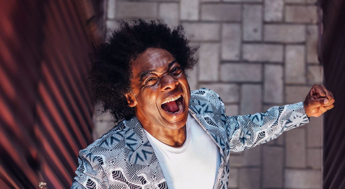 Stewart Sukuma denuncia “adultização” e exploração de crianças