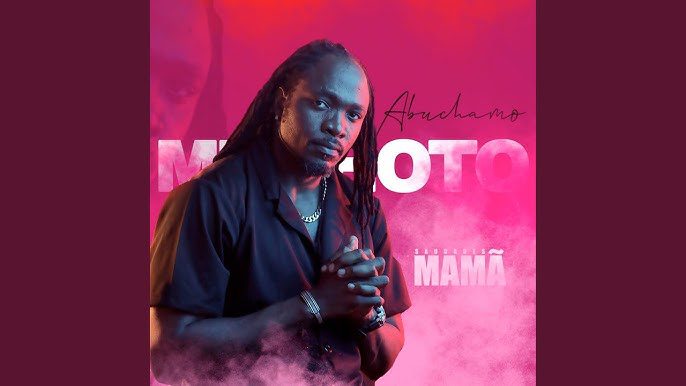 Abuchamo Munhoto emociona-se com novo trabalho “Saudades Mamã”