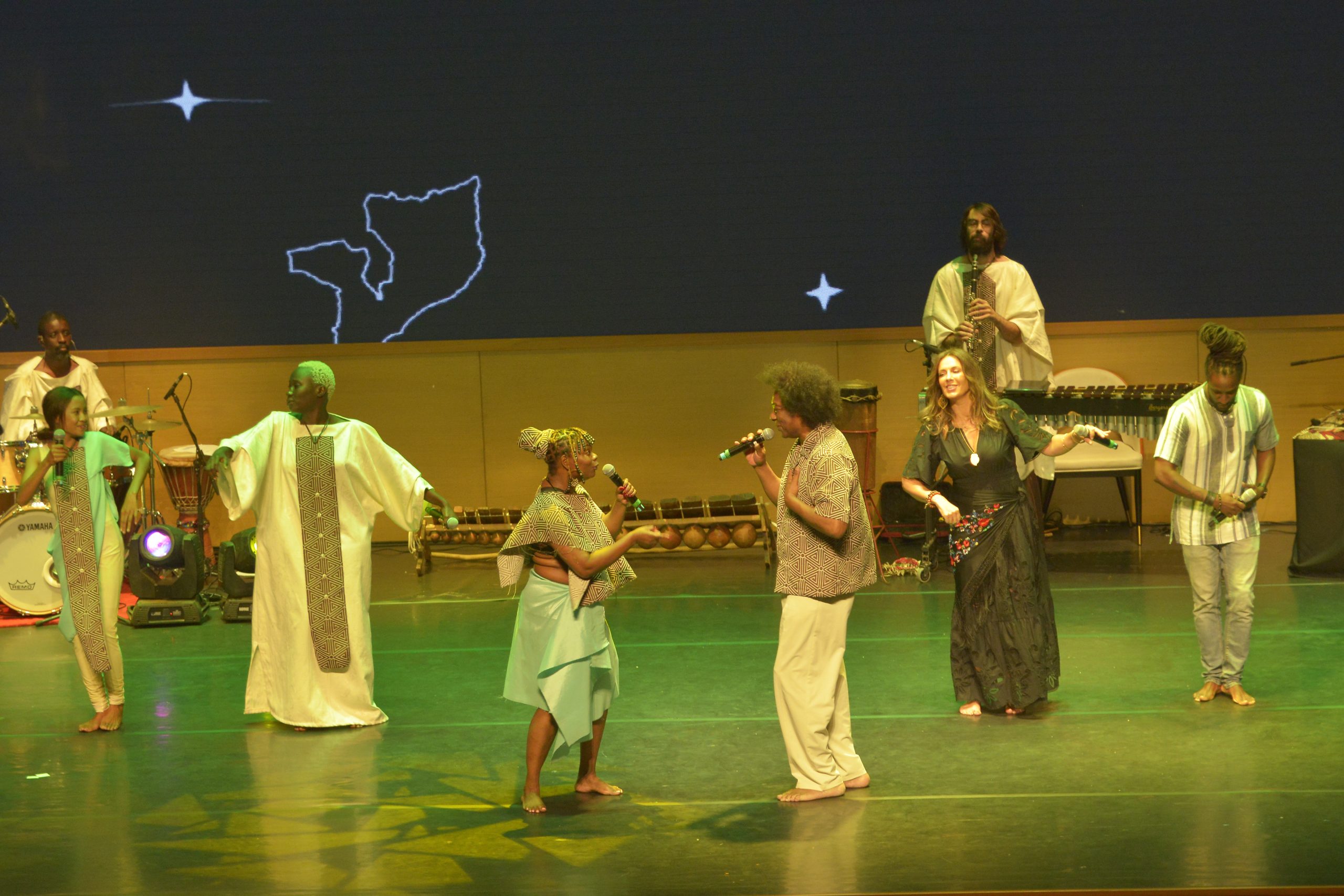 Um espectáculo mostrou magia de “Resistir Para Existir”