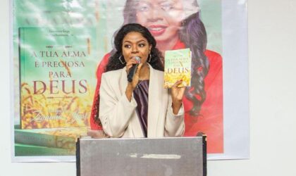 Zainabo José lança o livro “A tua alma é preciosa para Deus”