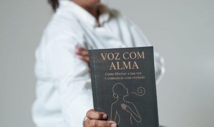 Sylla Faruk lança “Voz com Alma”: comunicar com verdade e sentir com propósito