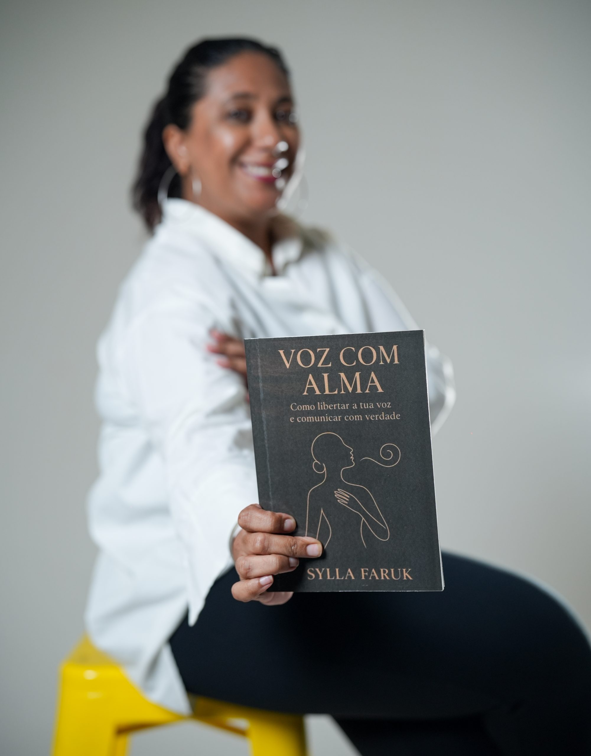 Sylla Faruk lança “Voz com Alma”: comunicar com verdade e sentir com propósito