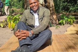 Ortega Teixeira lança obra literária no âmbito do jubileu dos 50 anos da Rádio Moçambique