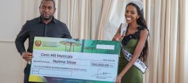 Francisco Pagula entrega 100 mil meticais a Neima Sitoe e defende o fortalecimento das indústrias criativas em Inhambane