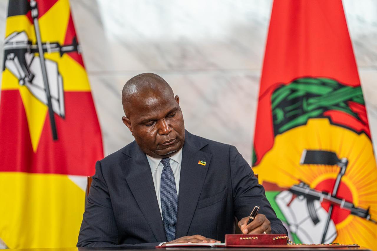 Governo Moçambicano autoriza bloqueio das redes de telecomunicações