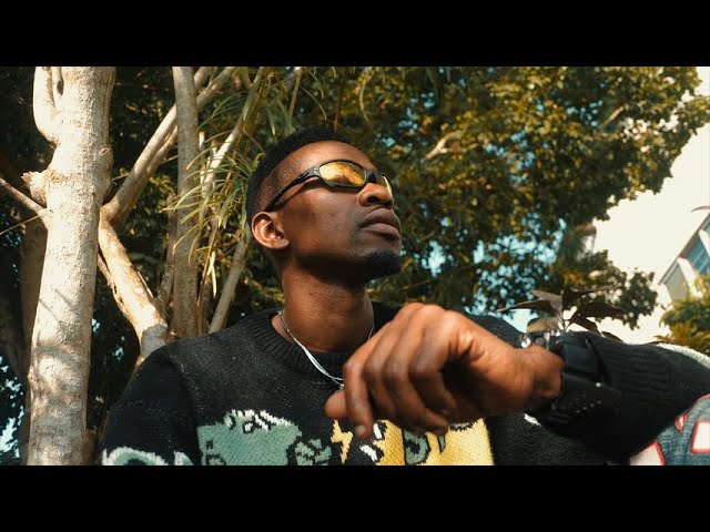 Nampula: Maestro Djuny regressa à música e emociona-se com o apoio dos fãs