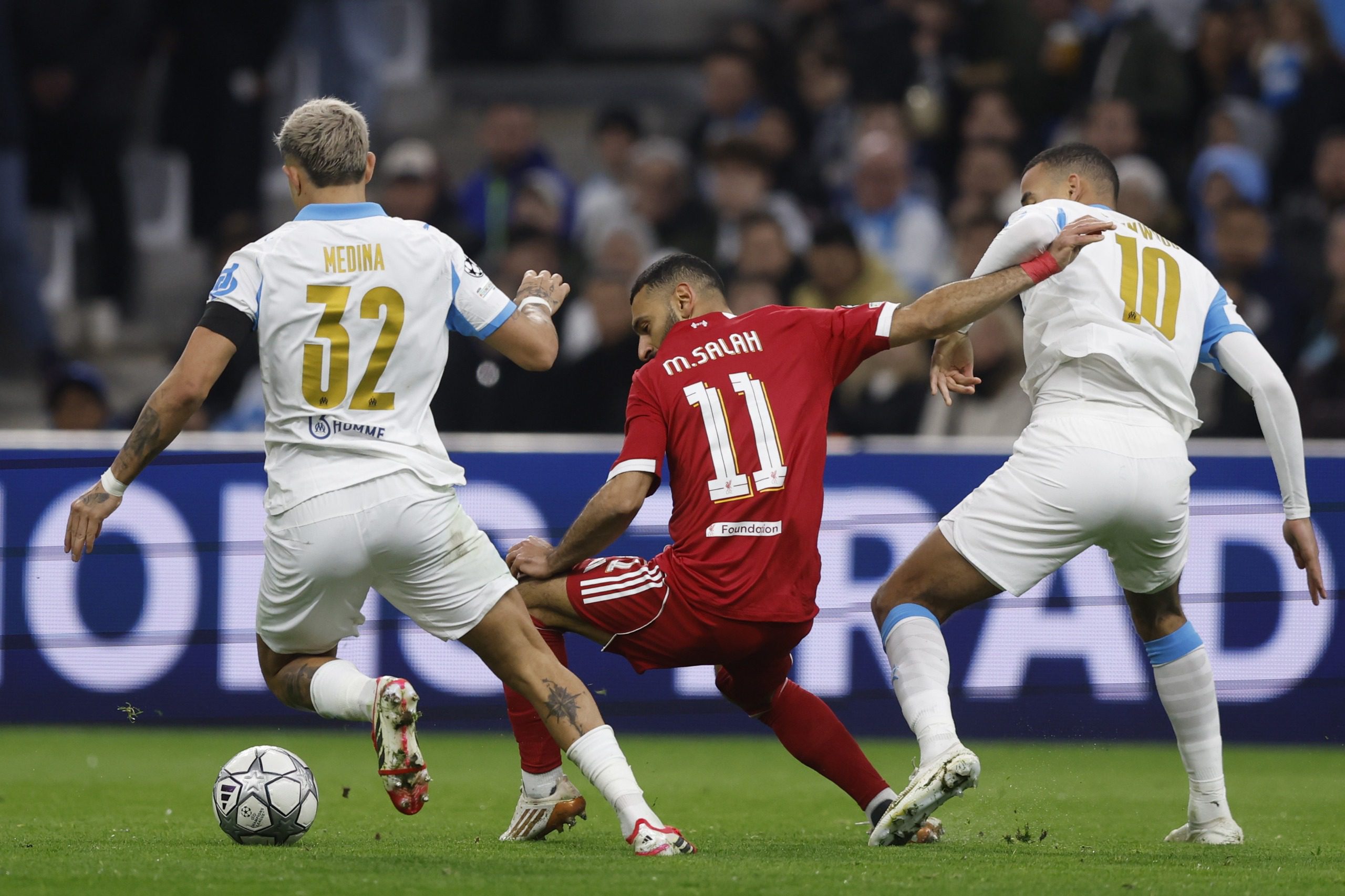 Liga dos Campeões entra na última jornada com oitavos-de-final e play-offs em jogo