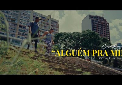 “Acertei”: Case Buyakah canta a felicidade de encontrar a pessoa certa