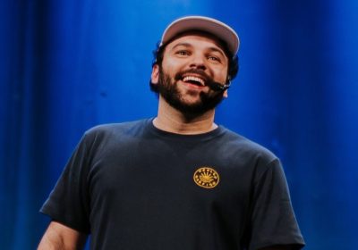 Raphael Ghanem estreia “Se É Que Você Me Entende” em Moçambique