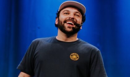 Raphael Ghanem estreia “Se É Que Você Me Entende” em Moçambique