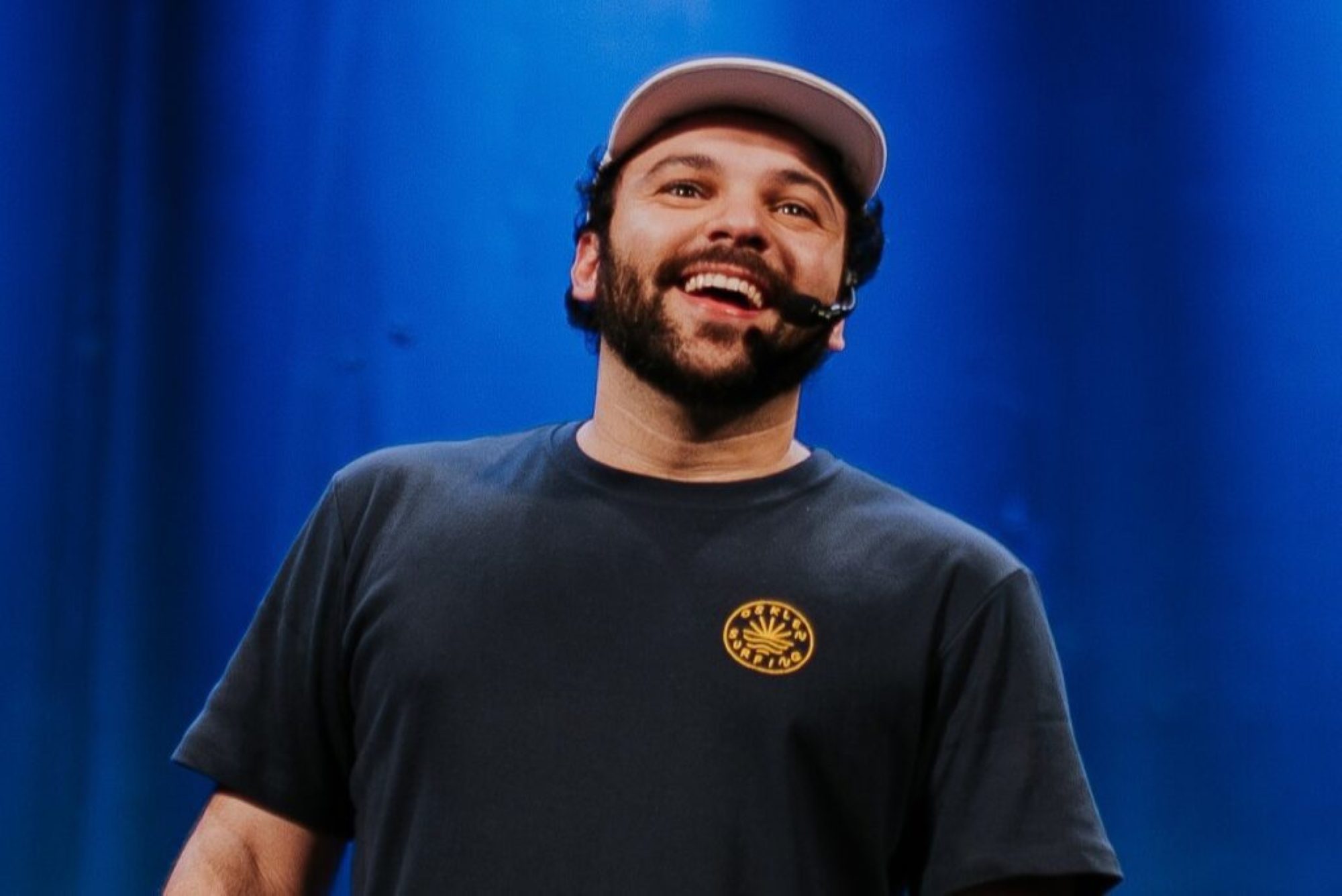 Raphael Ghanem estreia “Se É Que Você Me Entende” em Moçambique