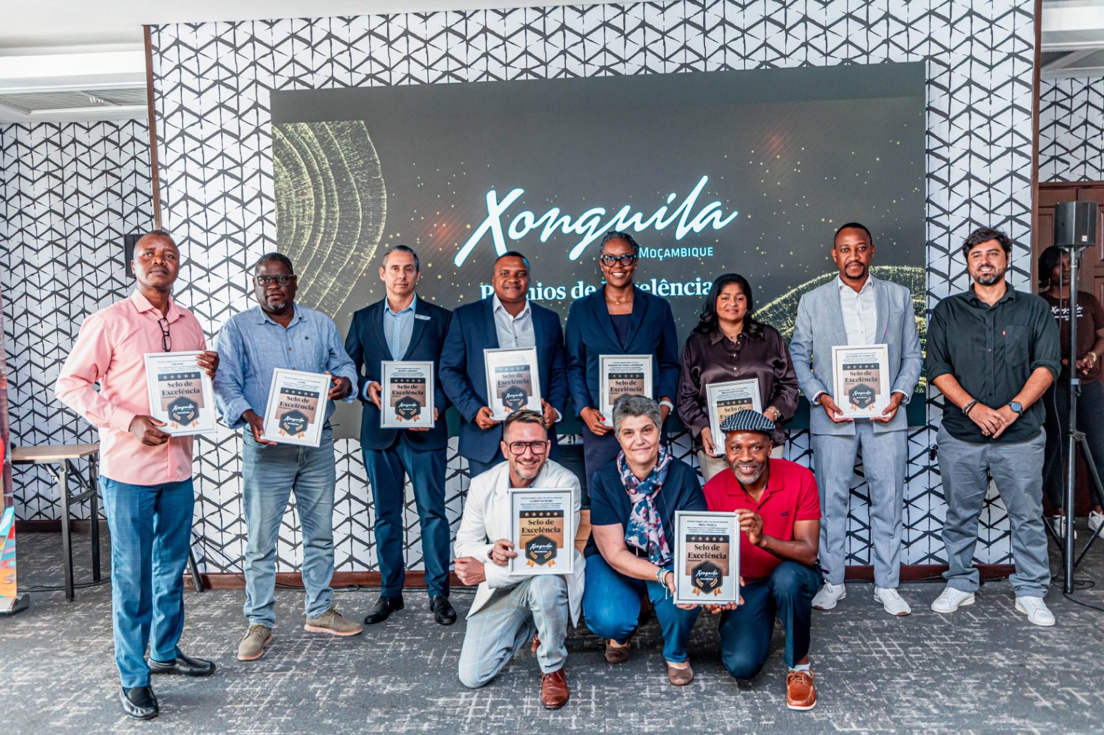 Revista Xonguila distinguiu referências moçambicanas nos Prémios 2025 Revista Xonguila distinguiu referências moçambicanas nos Prémios 2025