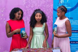 Véronique Nhampossa lança a obra “A Fonte que me Inspira”